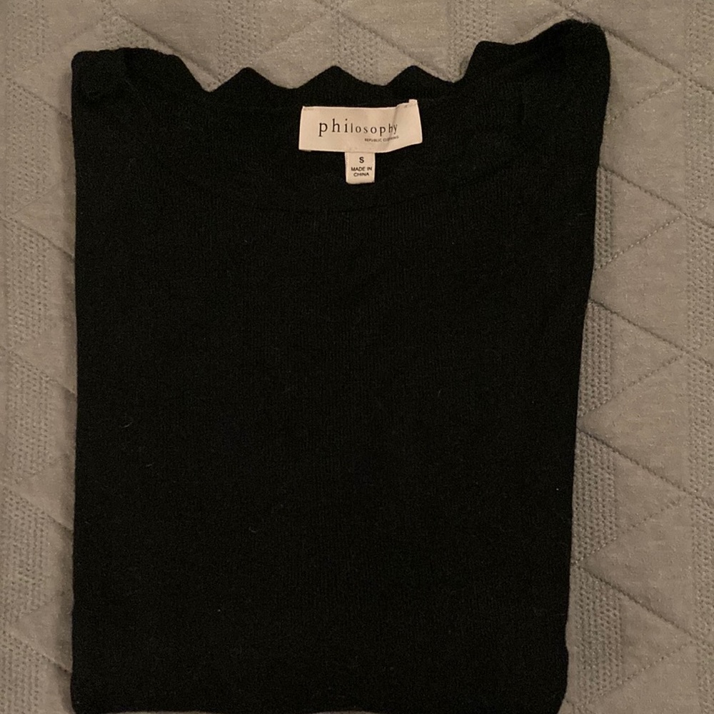 Philosophy Black quarter sleeve sweater top
